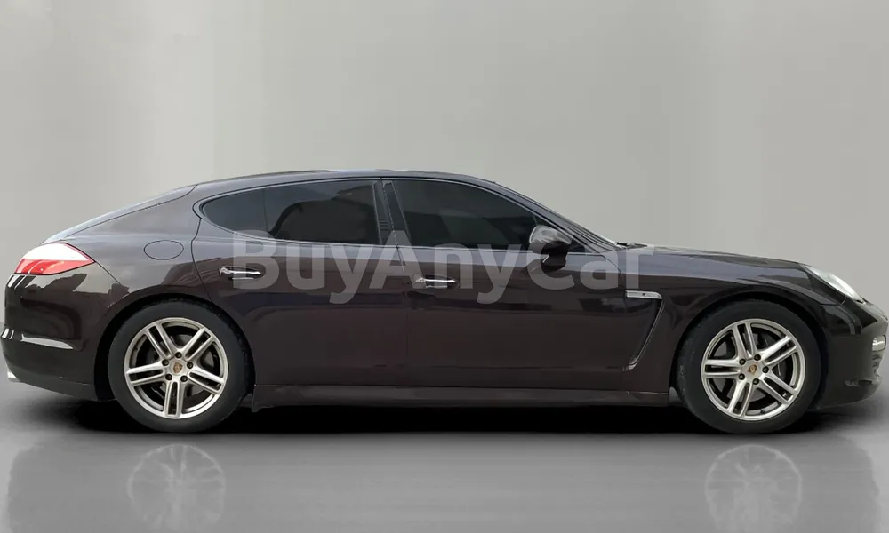 Vehicle photo 3