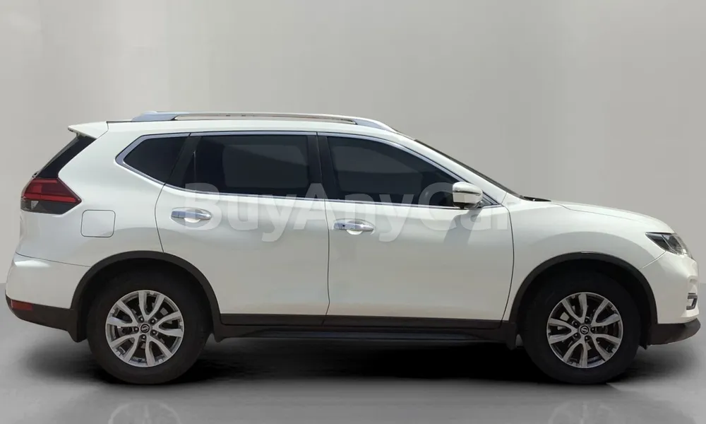 Vehicle photo 3