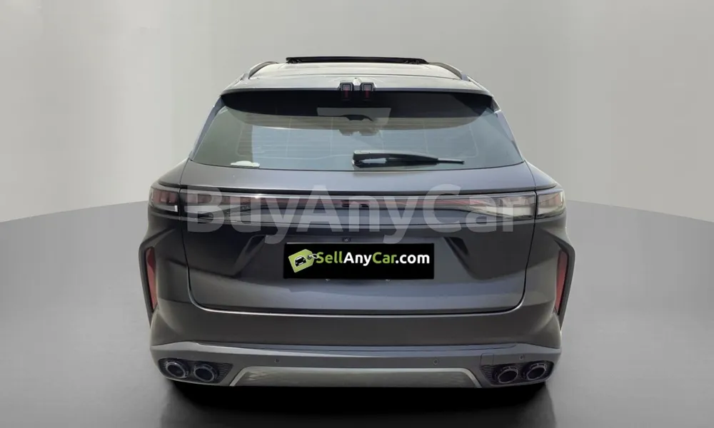 Vehicle photo 2