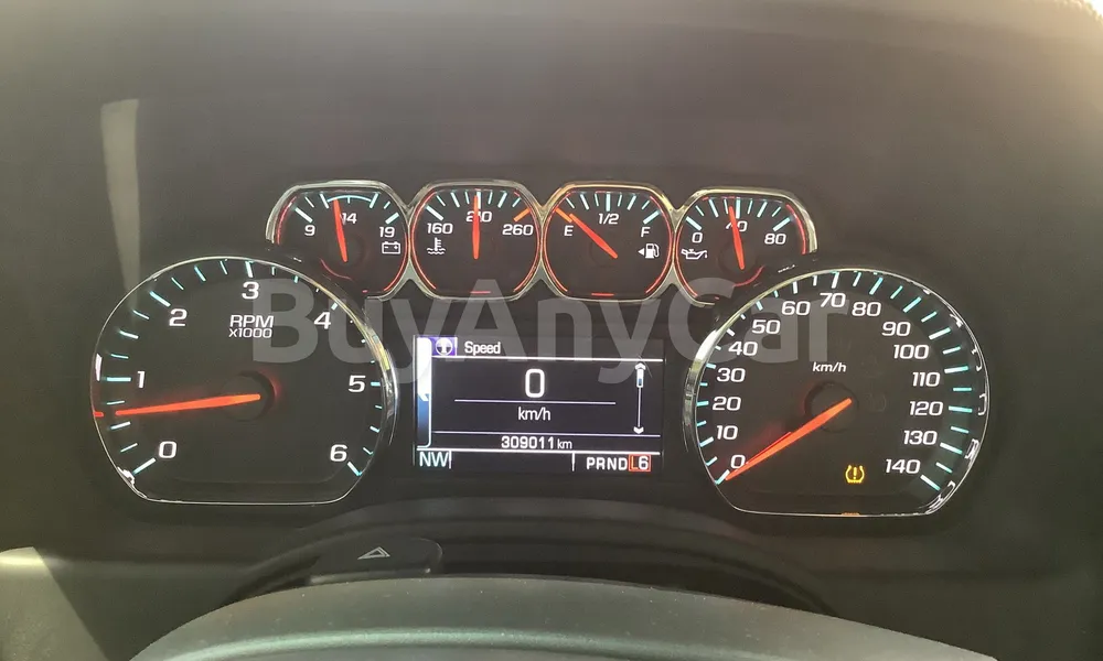 Vehicle photo 7