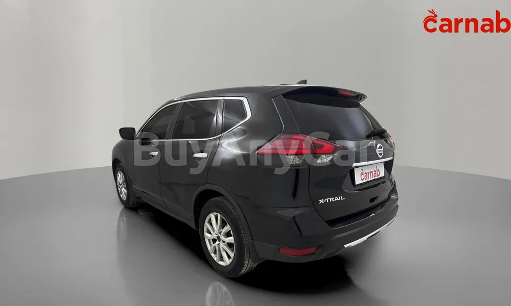 Vehicle photo 8