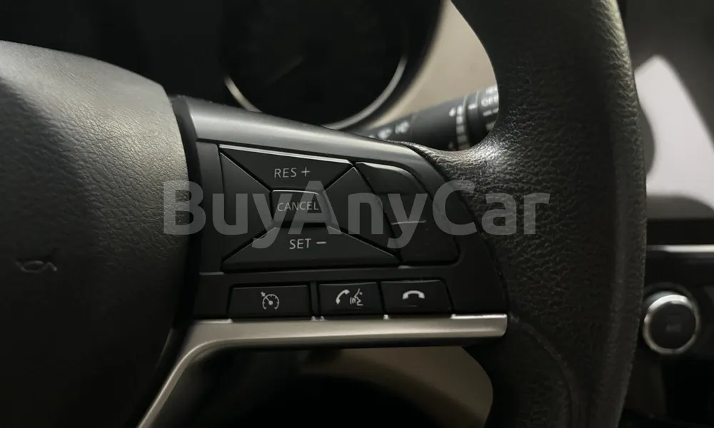 Vehicle photo 11