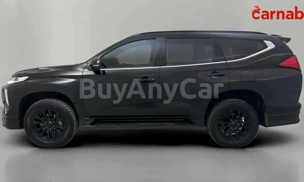 Vehicle photo 3