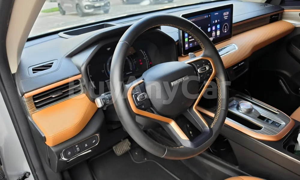 Vehicle photo 6