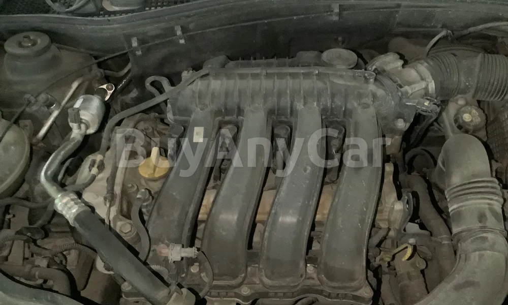 Vehicle photo 6