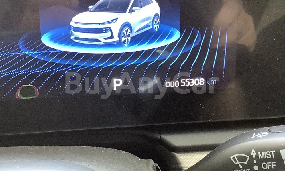 Vehicle photo 8