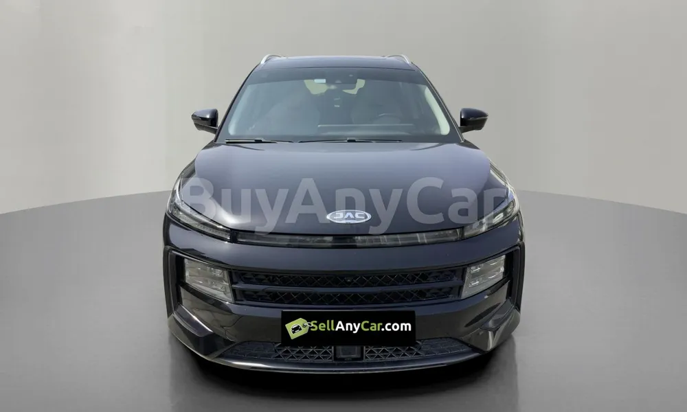 Vehicle photo 1