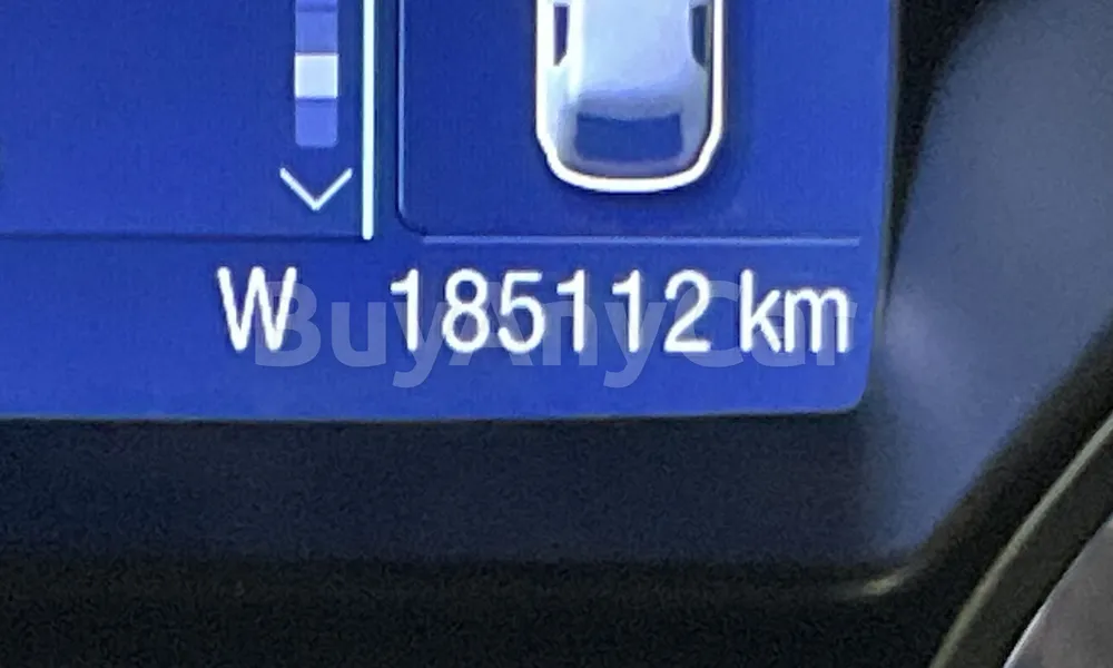 Vehicle photo 7
