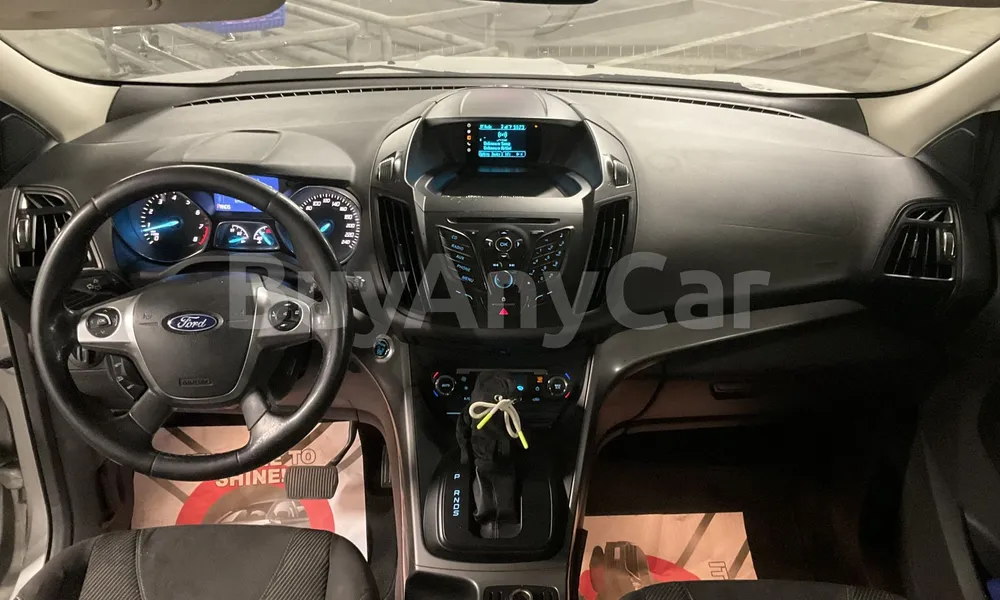 Vehicle photo 8