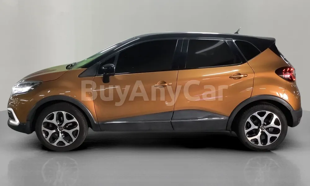 Vehicle photo 4