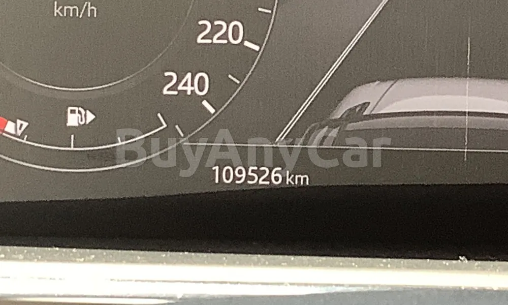 Vehicle photo 7