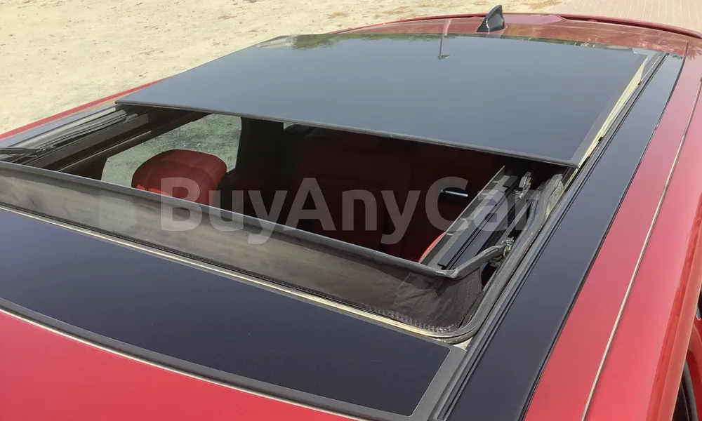Vehicle photo 5