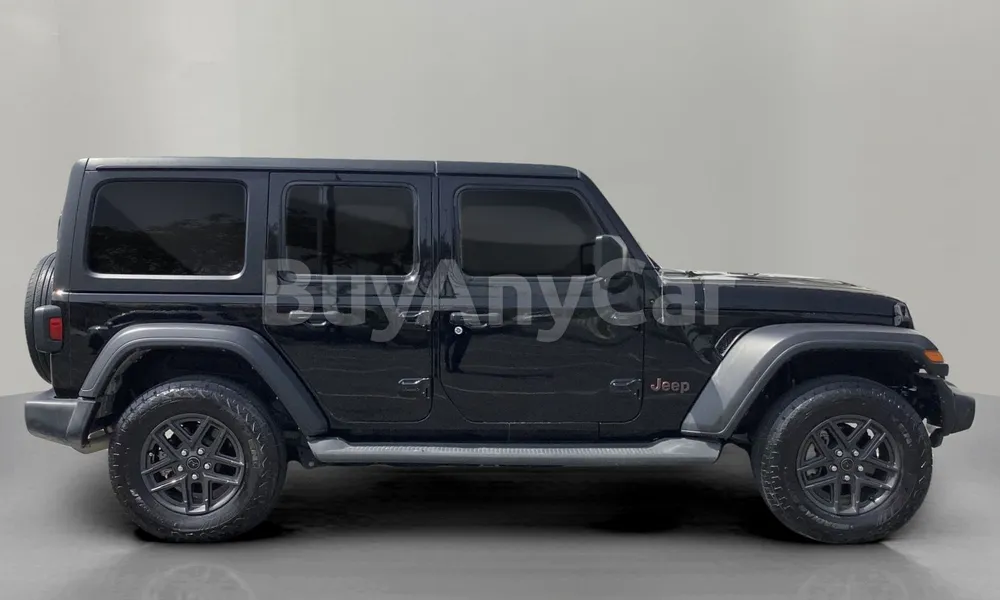 Vehicle photo 3