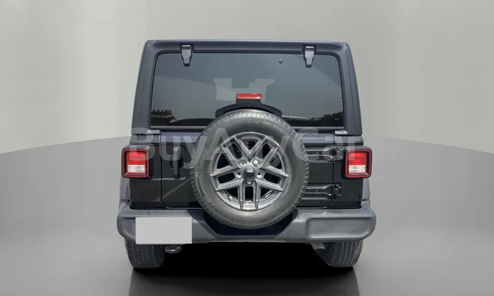 Vehicle photo 2