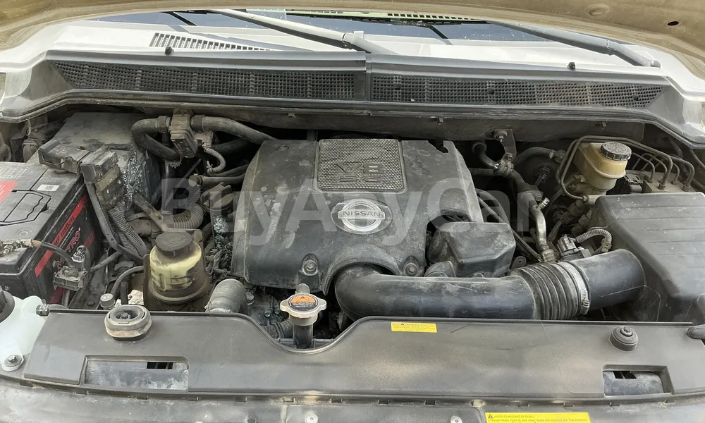 Vehicle photo 6