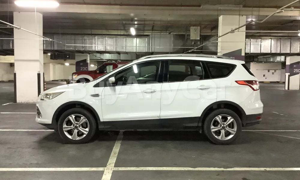 Vehicle photo 4