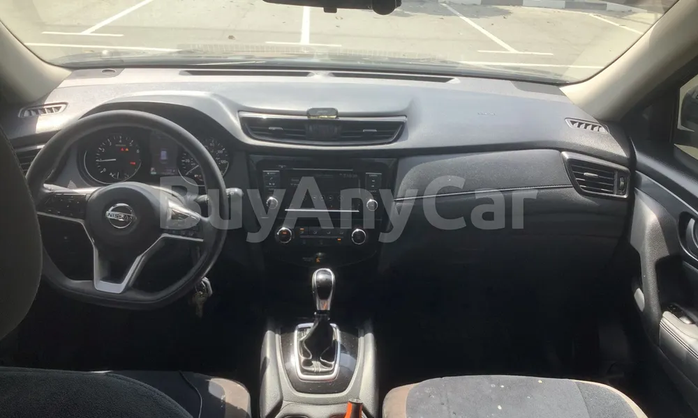 Vehicle photo 8