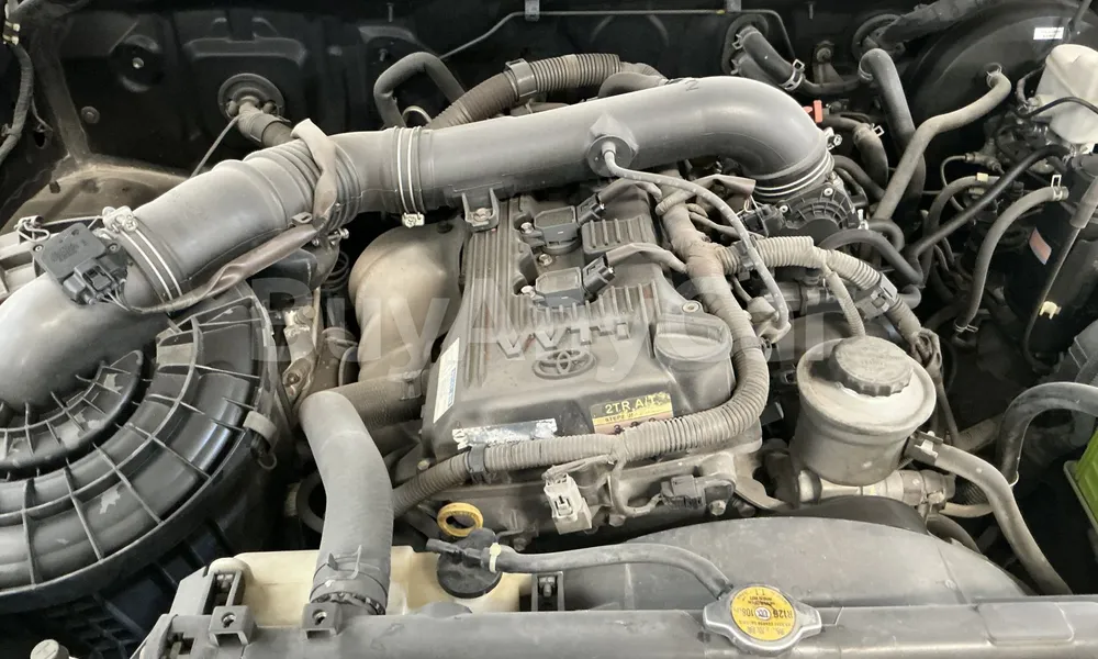 Vehicle photo 5