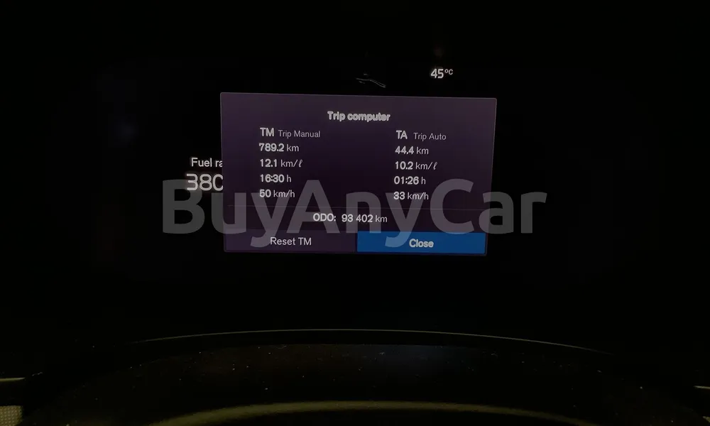 Vehicle photo 6