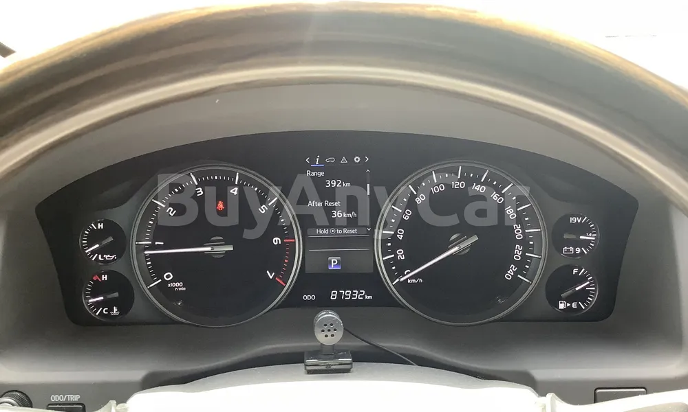 Vehicle photo 7