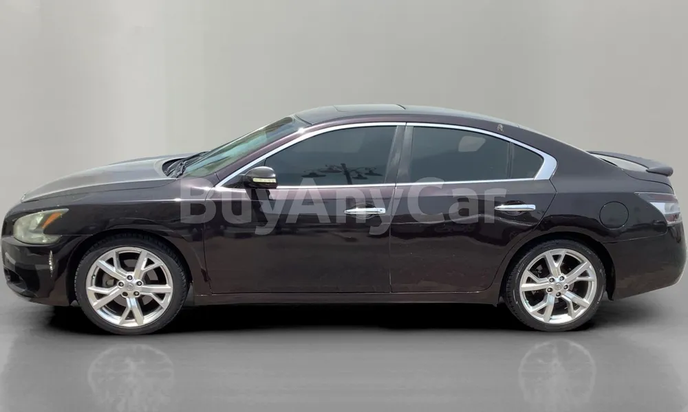 Vehicle photo 4
