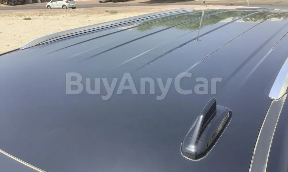 Vehicle photo 5
