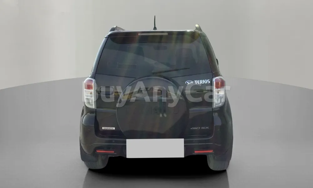 Vehicle photo 2
