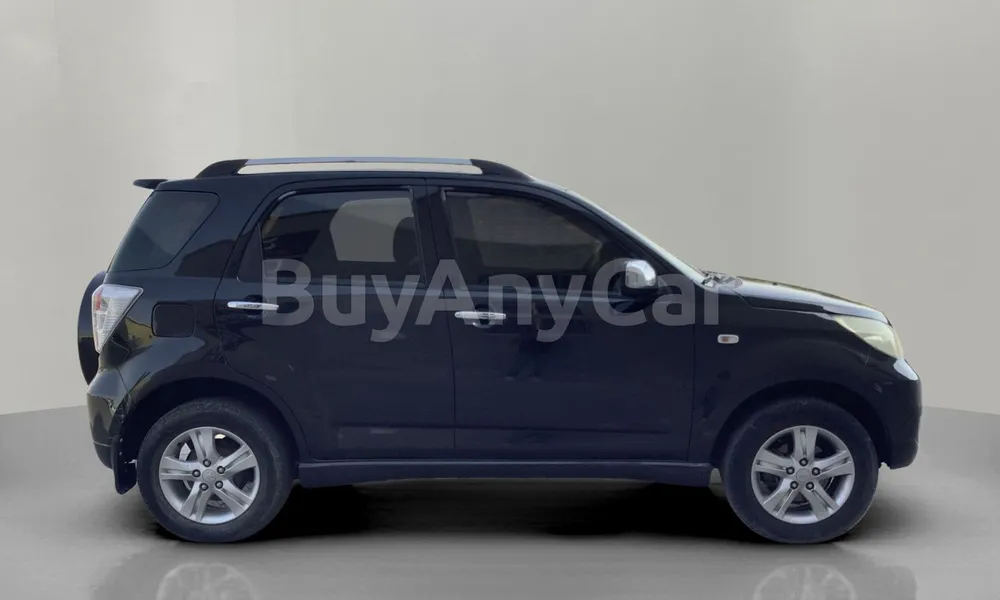 Vehicle photo 3