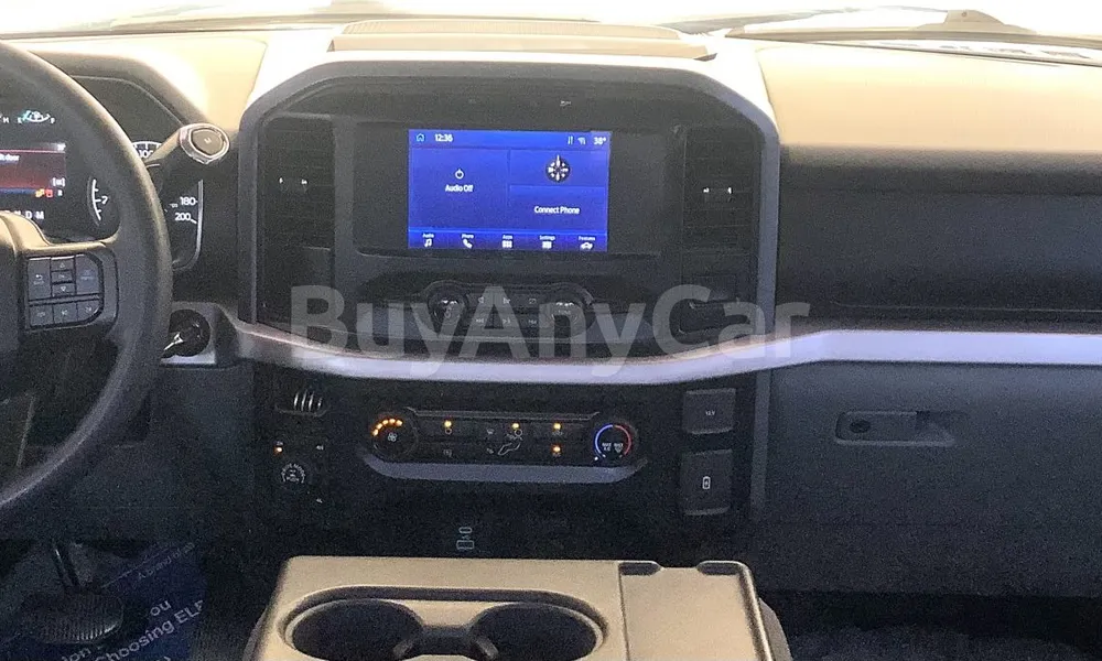 Vehicle photo 7