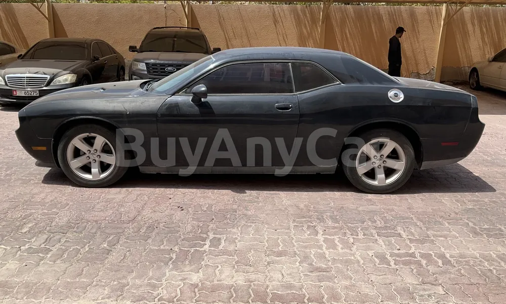 Vehicle photo 4