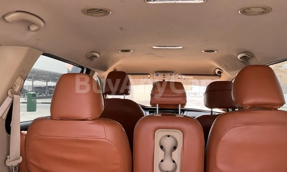 Vehicle photo 8