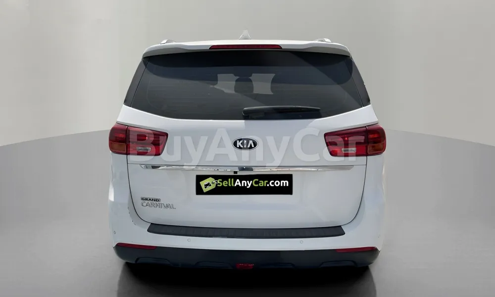 Vehicle photo 2