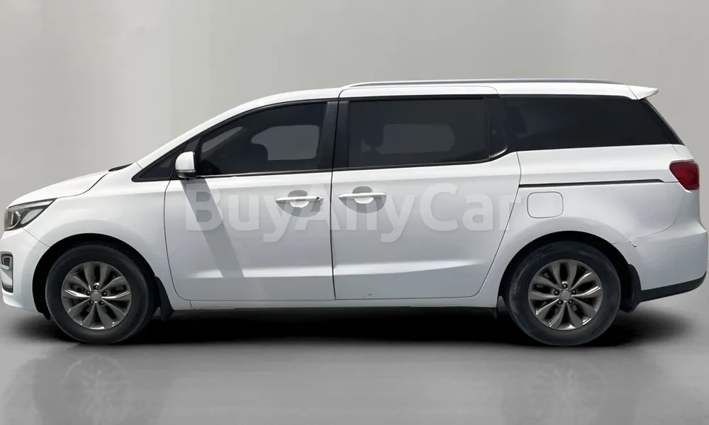 Vehicle photo 5