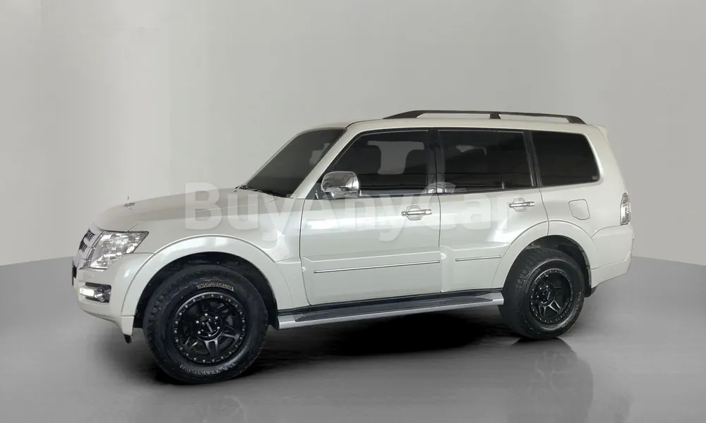 Vehicle photo 4