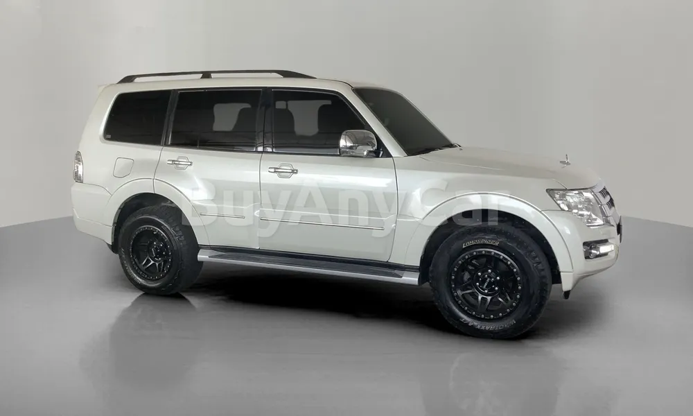 Vehicle photo 3