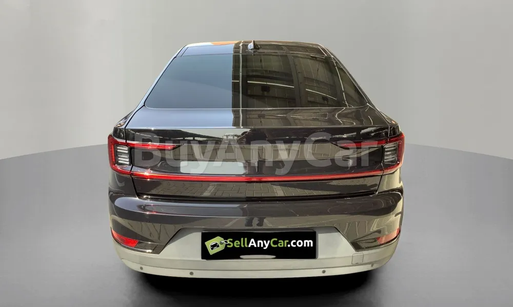 Vehicle photo 2