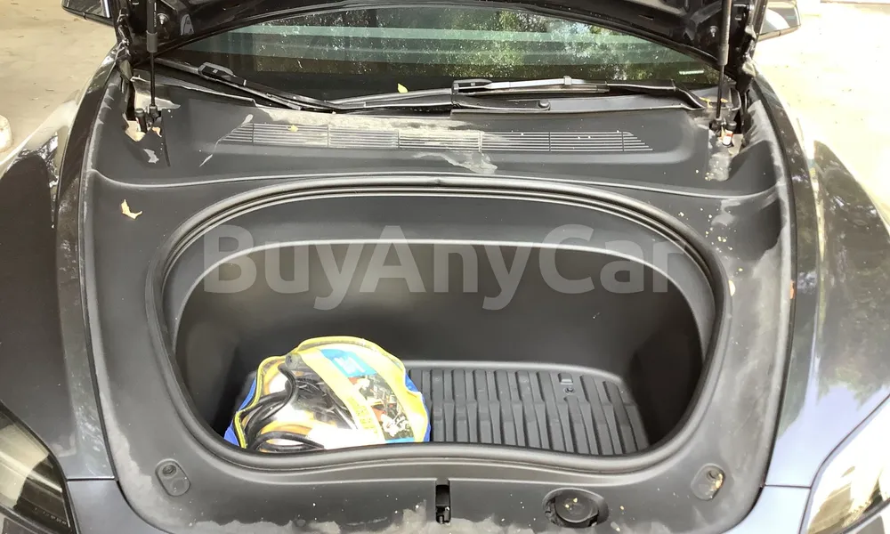 Vehicle photo 5