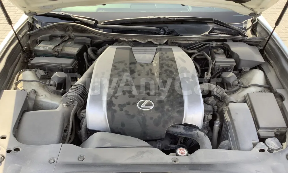 Vehicle photo 8