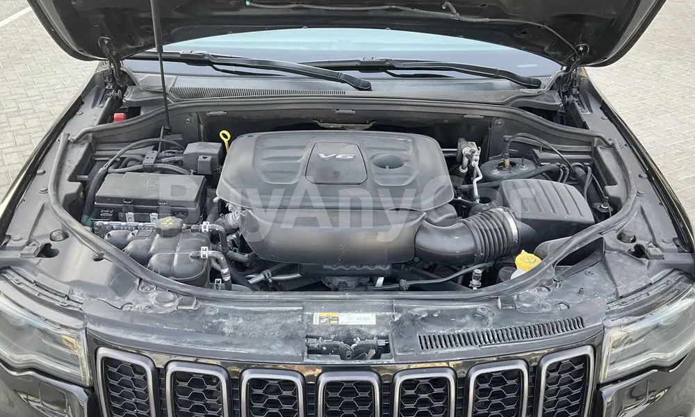 Vehicle photo 7