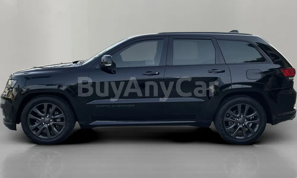 Vehicle photo 4