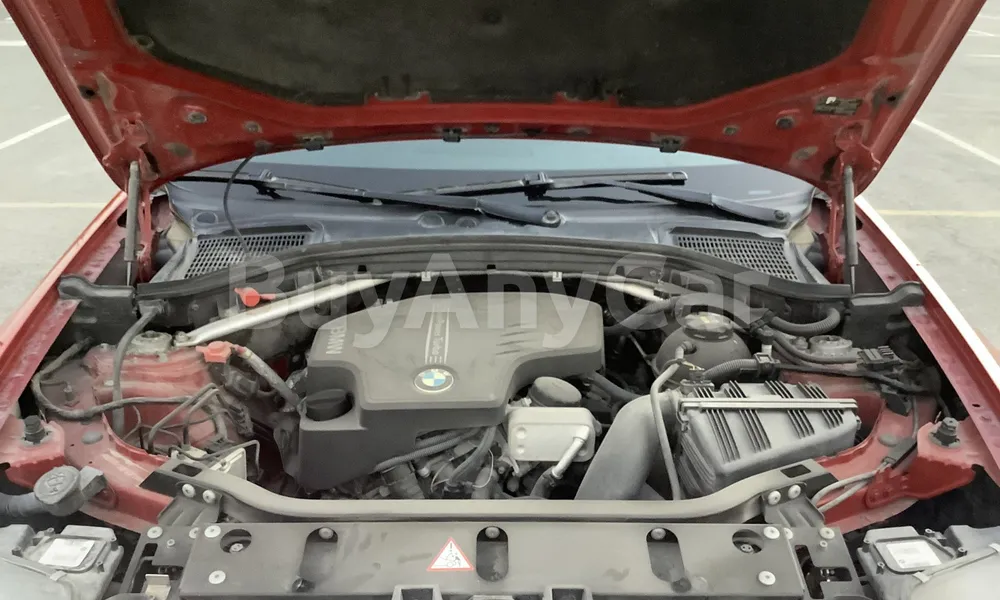 Vehicle photo 6