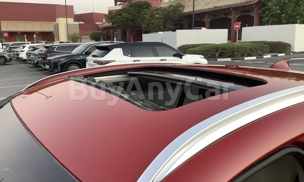 Vehicle photo 5