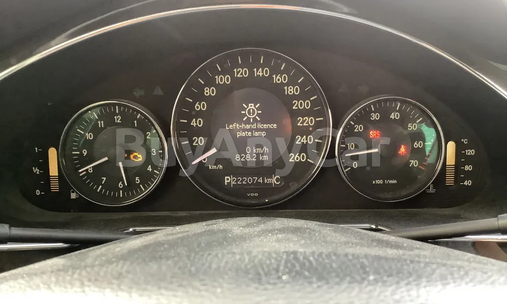 Vehicle photo 6