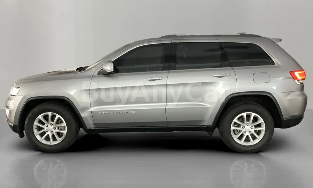 Vehicle photo 4