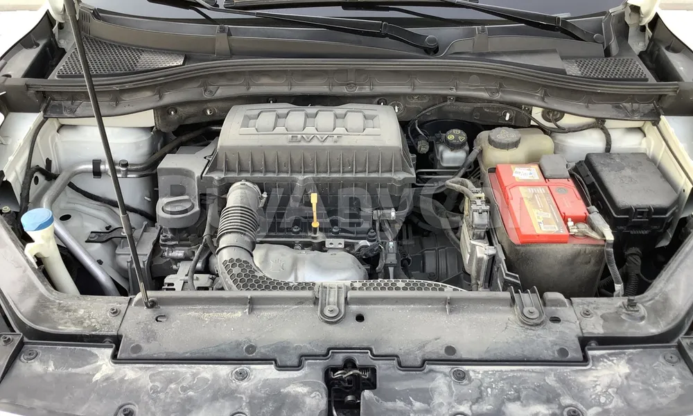 Vehicle photo 6