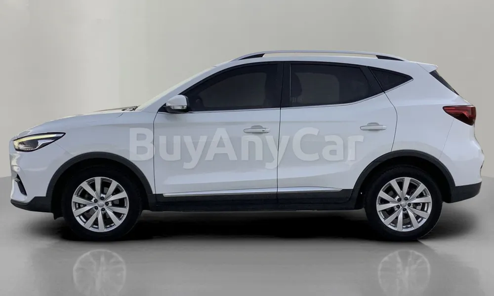 Vehicle photo 4