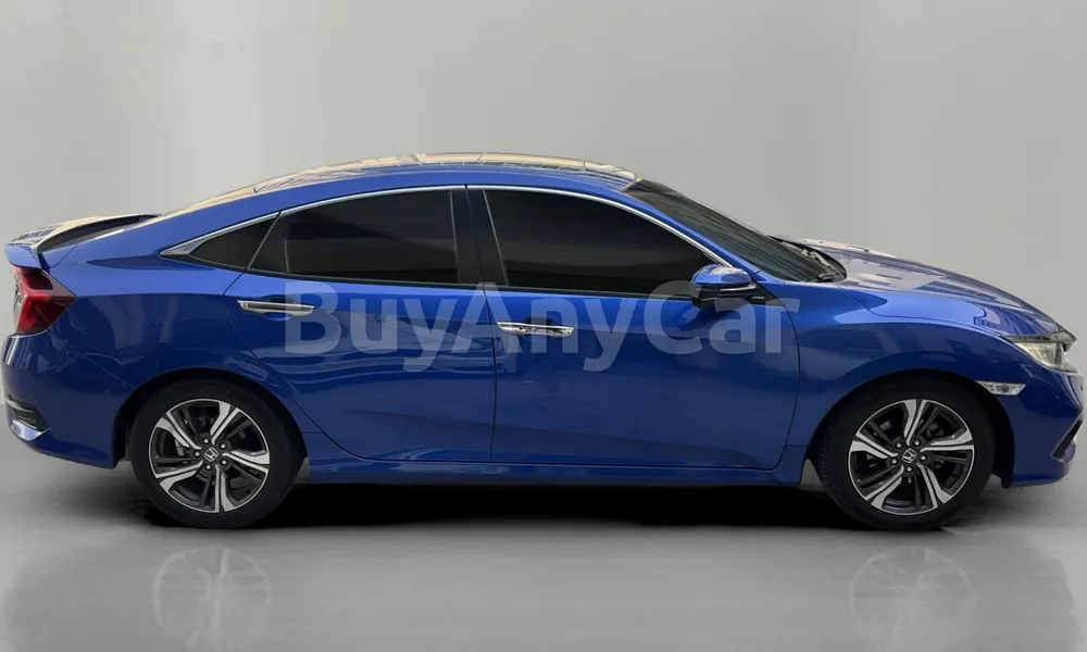 Vehicle photo 3
