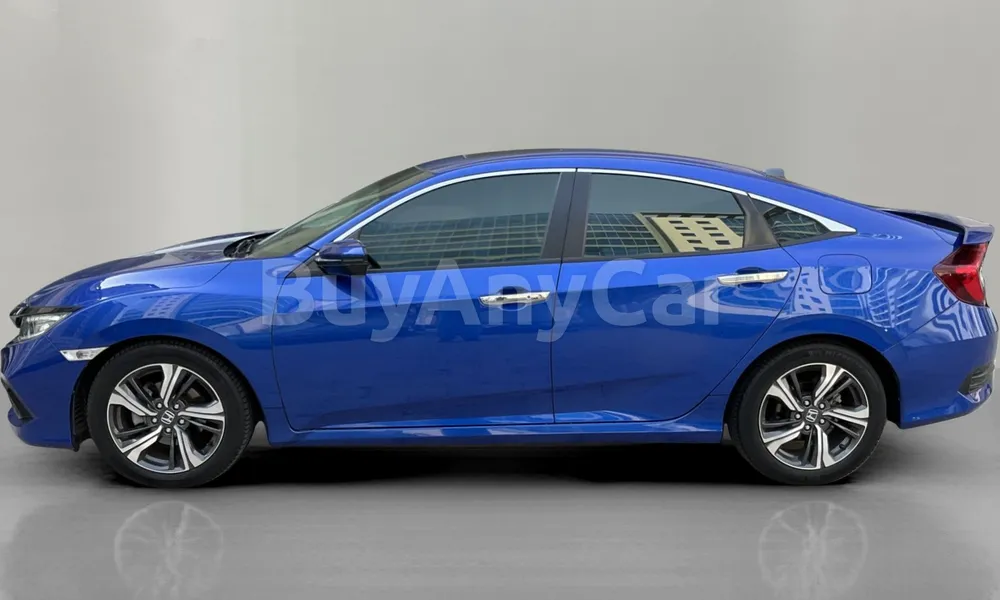 Vehicle photo 4