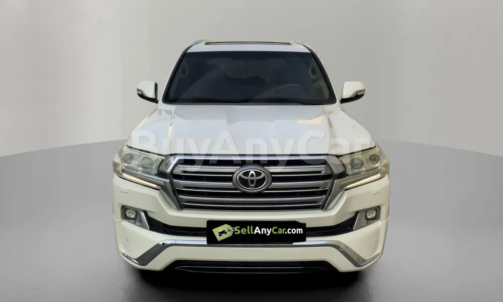 Vehicle photo 1
