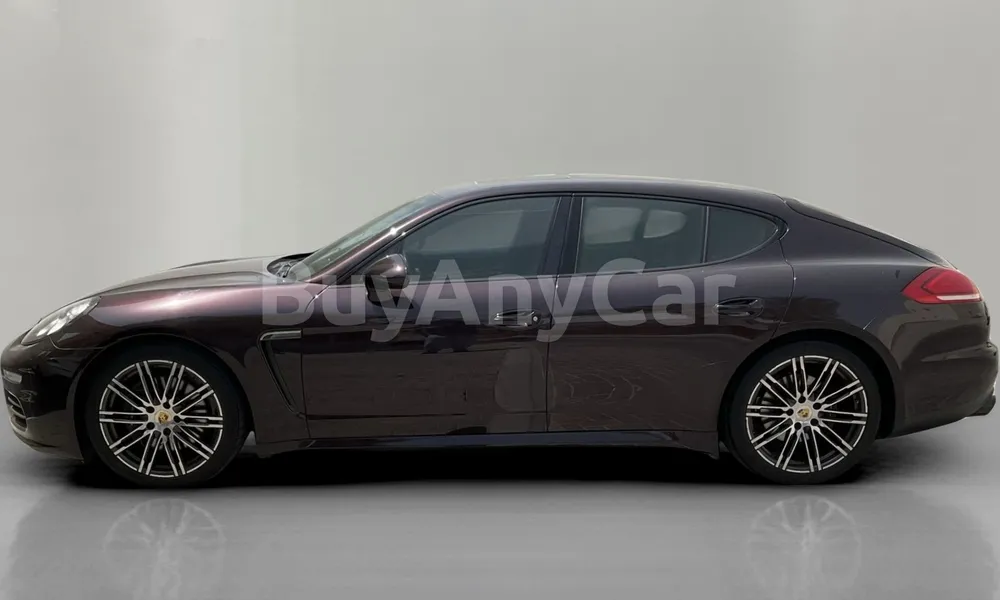 Vehicle photo 4